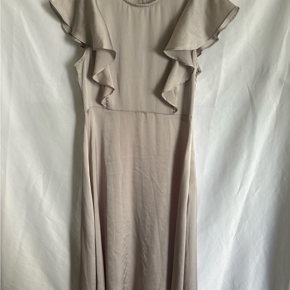 Lost + Wander Women Size M Ruffle Sleeve Midi Elegant Dress - Silver